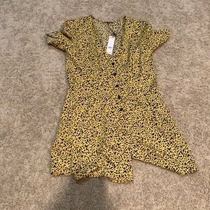 NWT BCBGeneration short sleeve button up romper